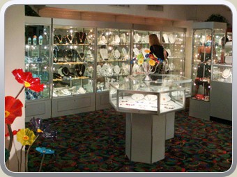 Gallery-Interior-Glass-Mango-Designs